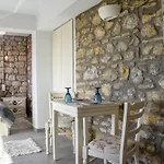 Coastal Stone Hideaway With Stunning Scenery * Kitriai