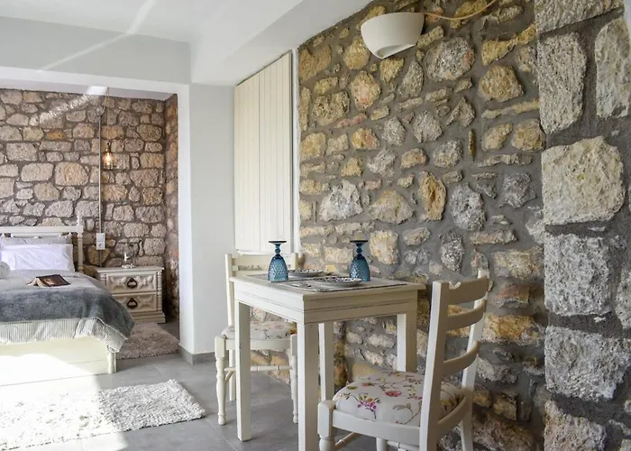 Coastal Stone Hideaway With Stunning Scenery * Kitriaí