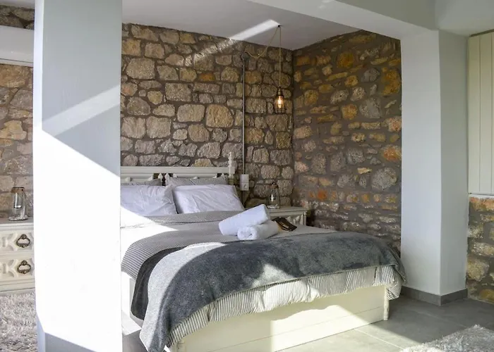 Coastal Stone Hideaway With Stunning Scenery * Kitriaí