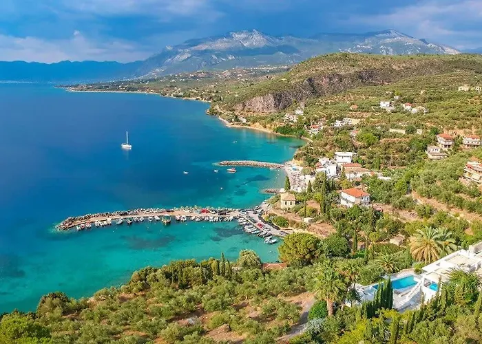 Casa de Férias Coastal Stone Hideaway With Stunning Scenery *